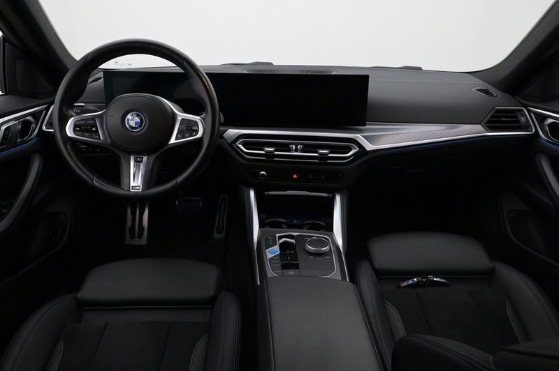 BMW i4 bild 6
