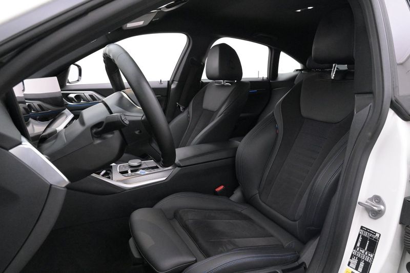 BMW i4 bild 9