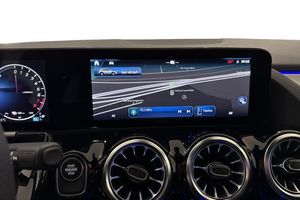 Mercedes GLA250 bild 13