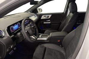 Mercedes GLA250 bild 11