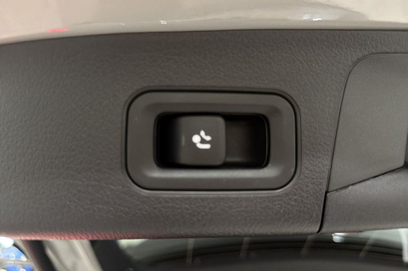 Mercedes GLA250 bild 17
