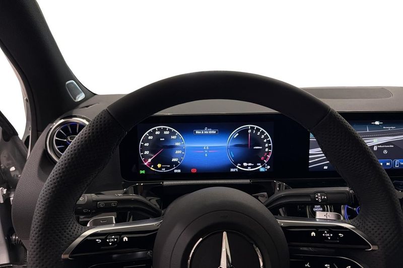 Mercedes GLA250 bild 6