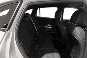 Mercedes GLA250 bild 9