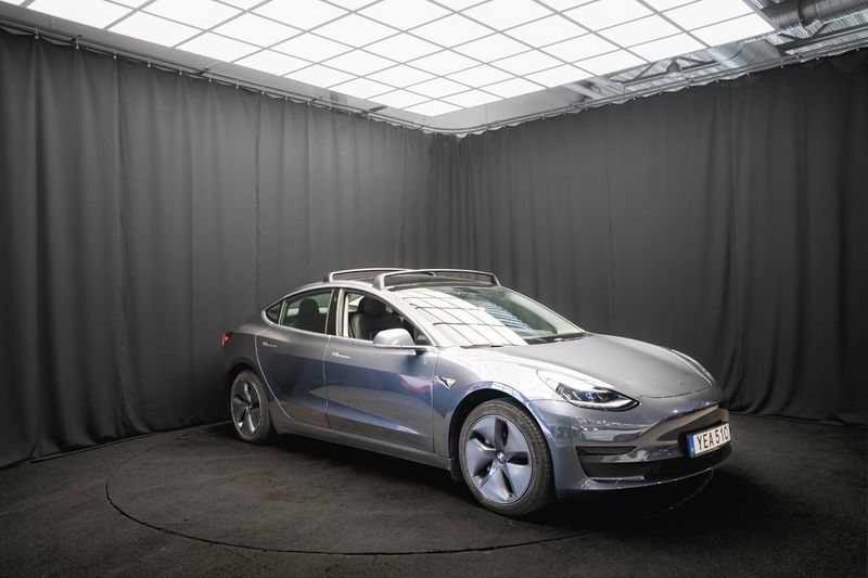 Tesla Model 3 bild 5
