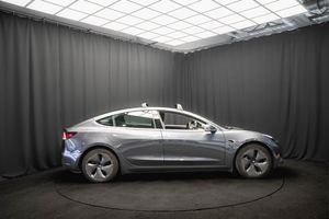 Tesla Model 3 bild 6
