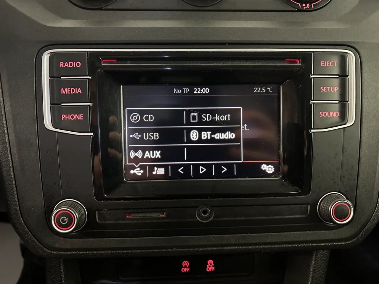 Vehicle image 22