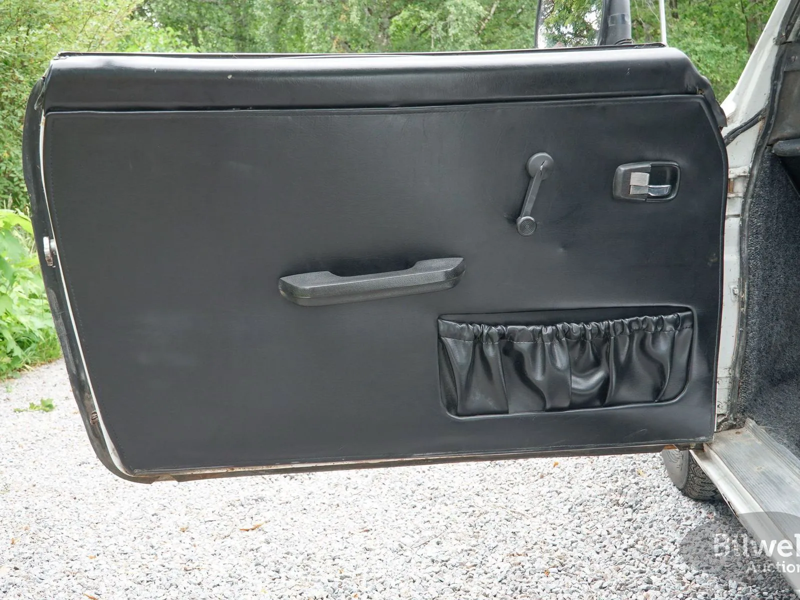 Vehicle image 38