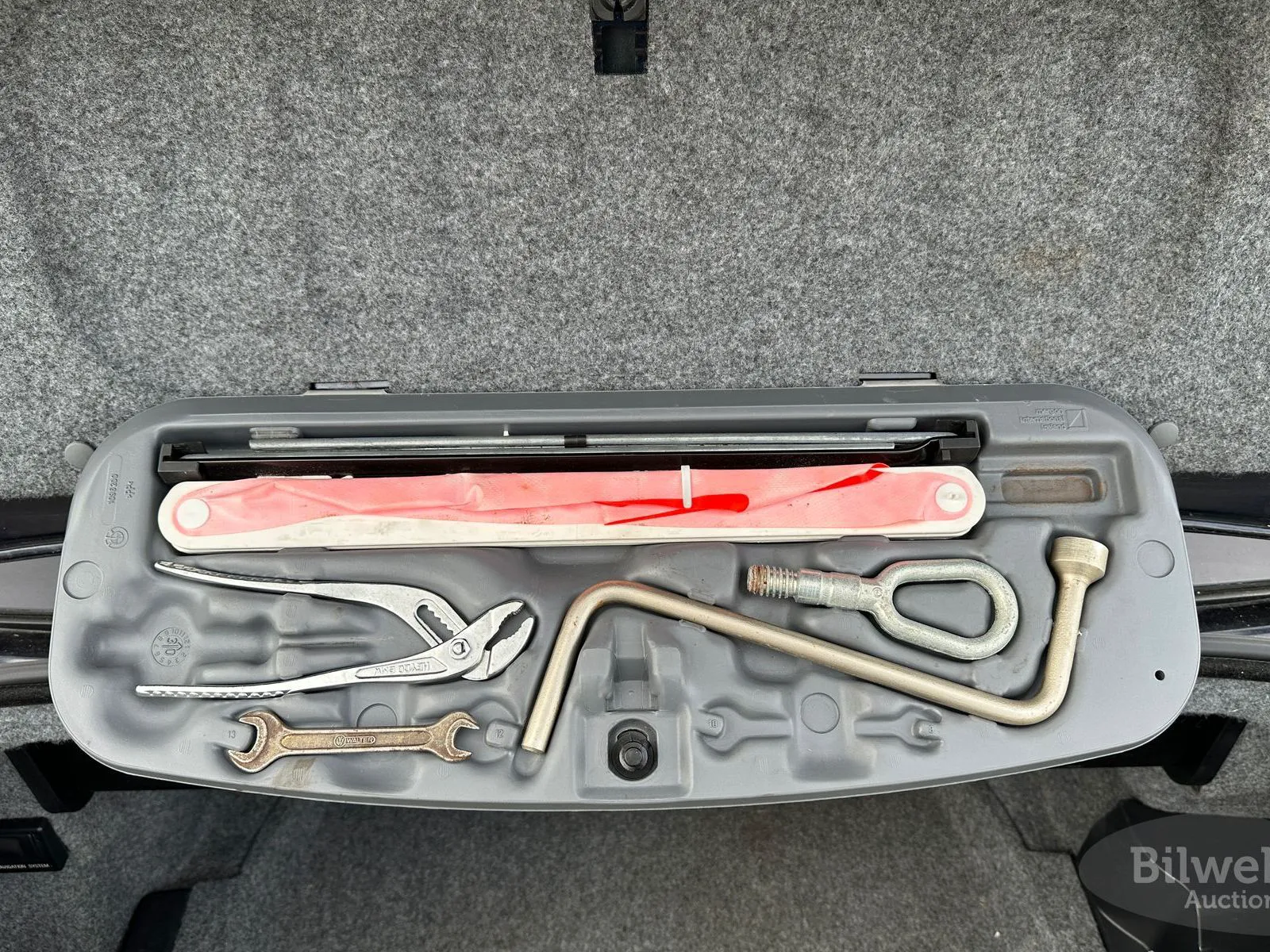 Vehicle image 31