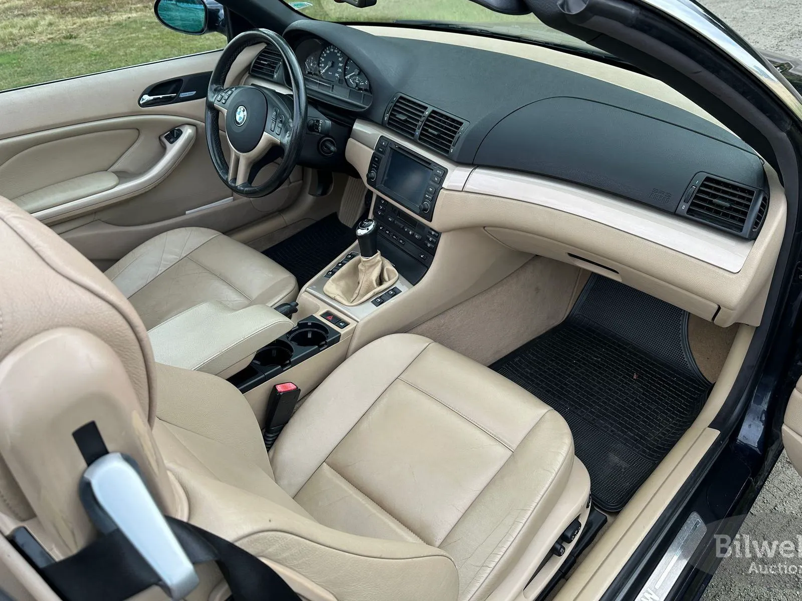 Vehicle image 45