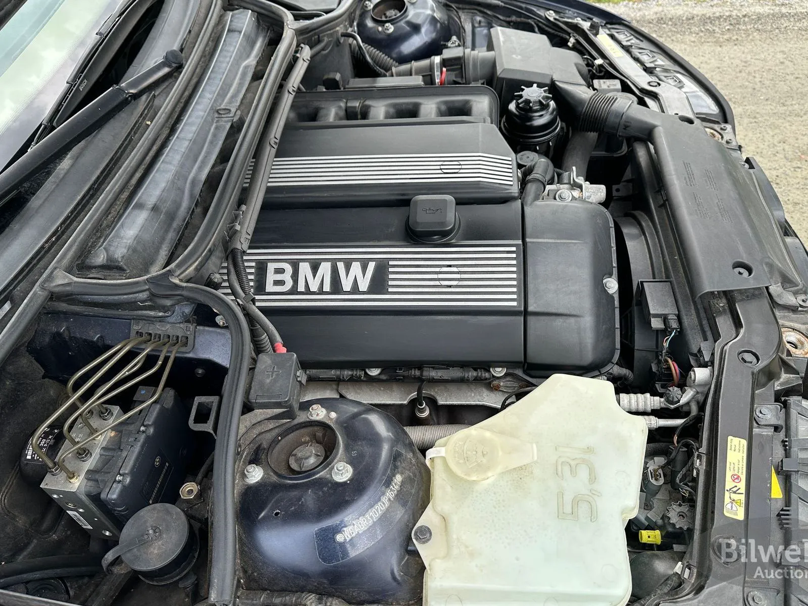 Vehicle image 20