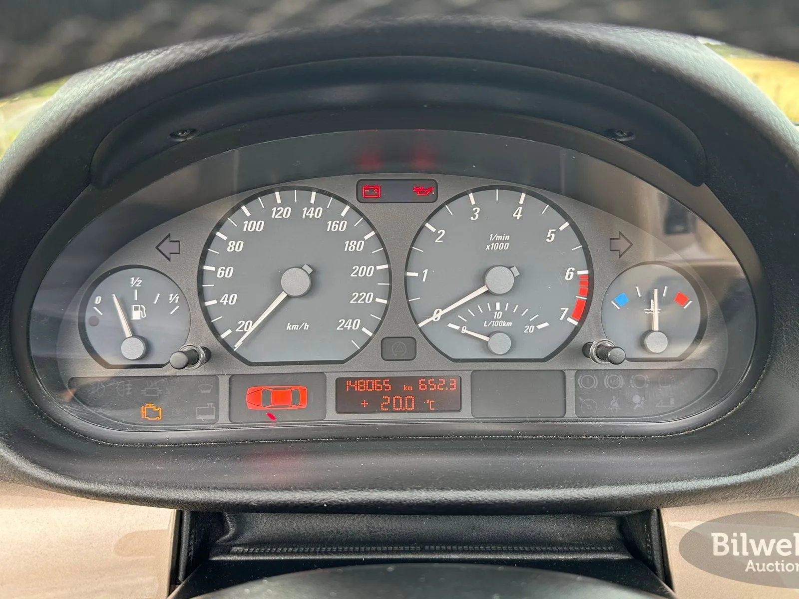 Vehicle image 50