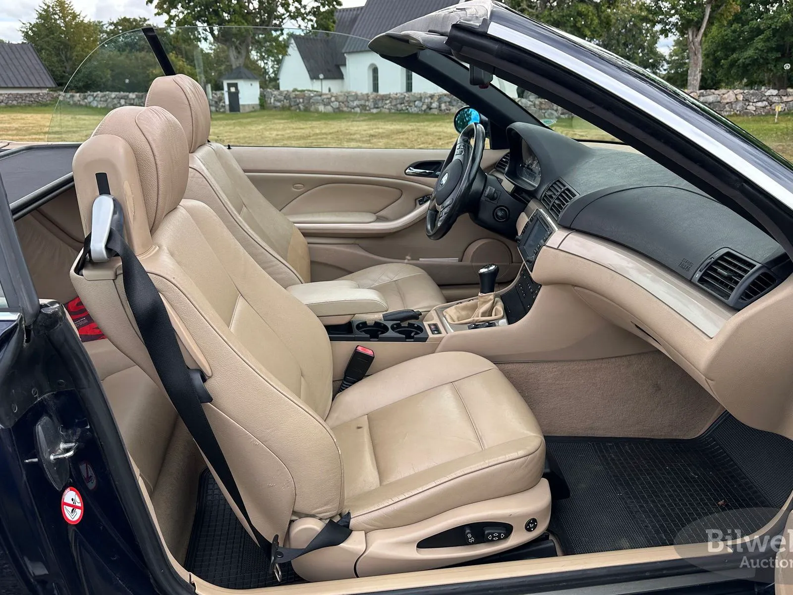Vehicle image 42