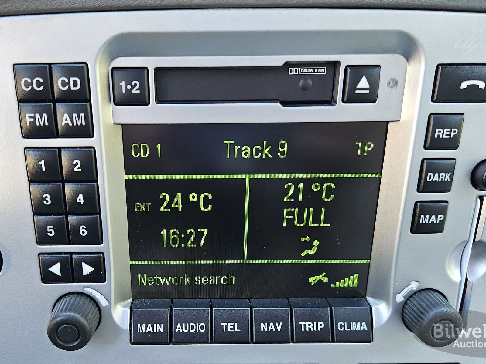 Vehicle image 28