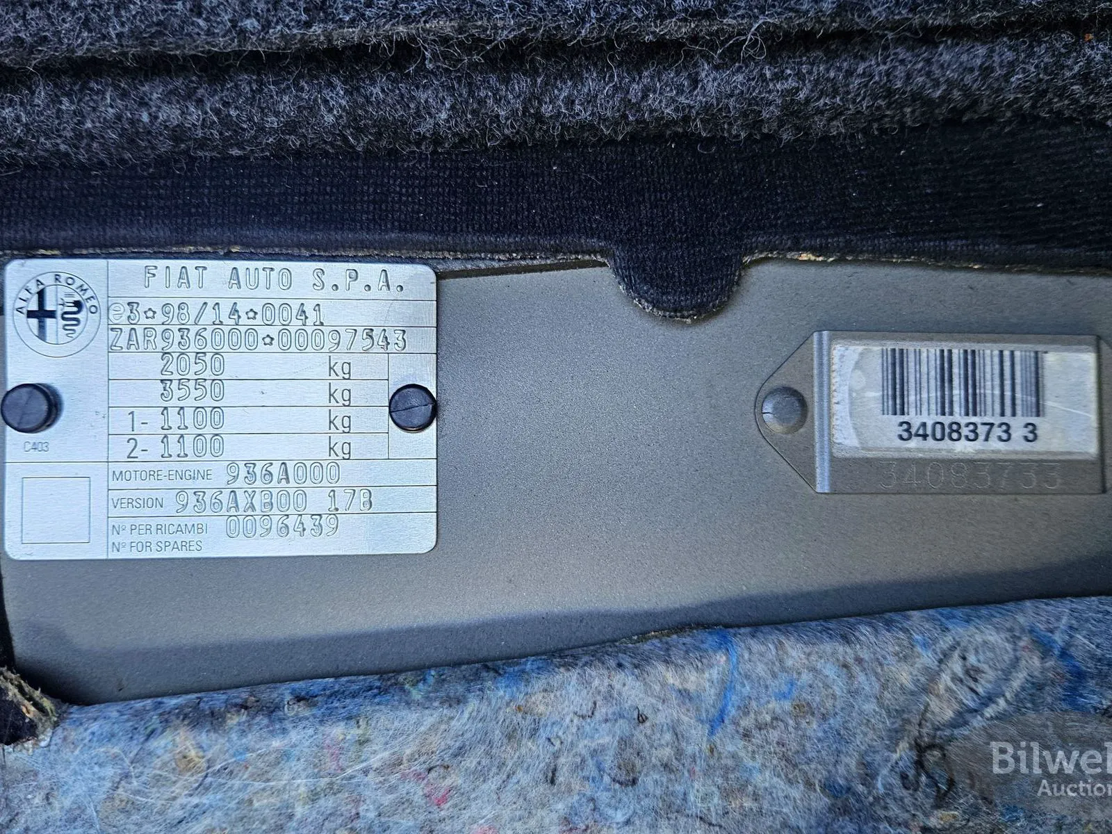 Vehicle image 12