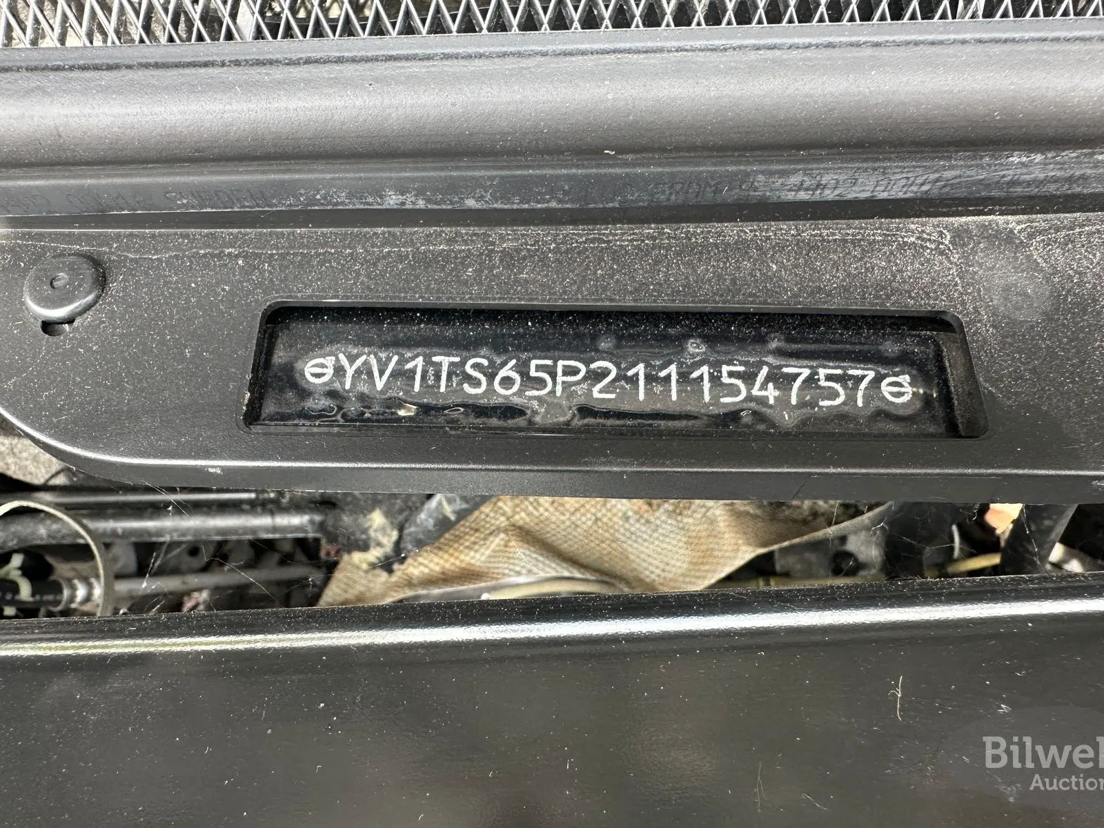 Vehicle image 25