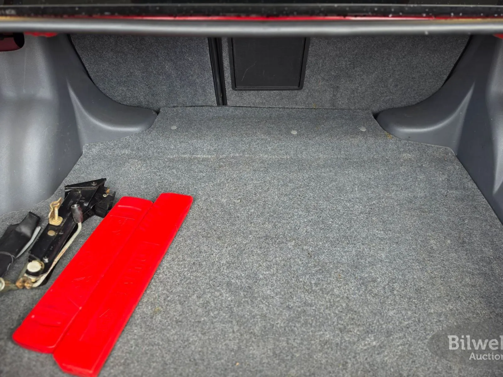 Vehicle image 39