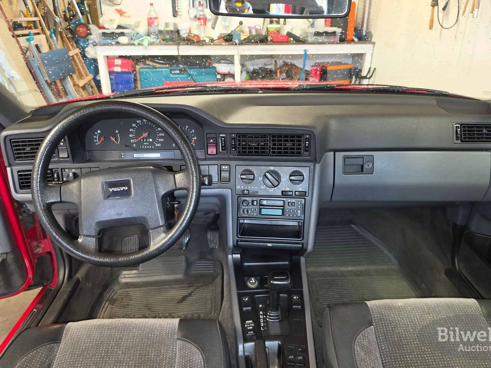 Vehicle image 34