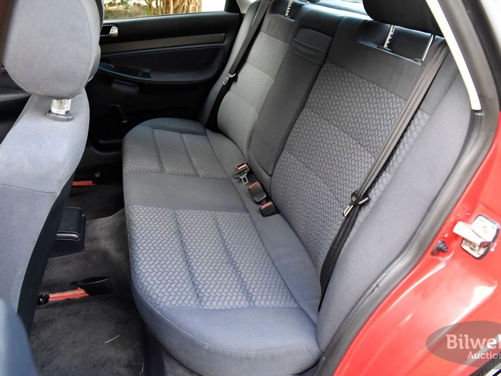 Vehicle image 30