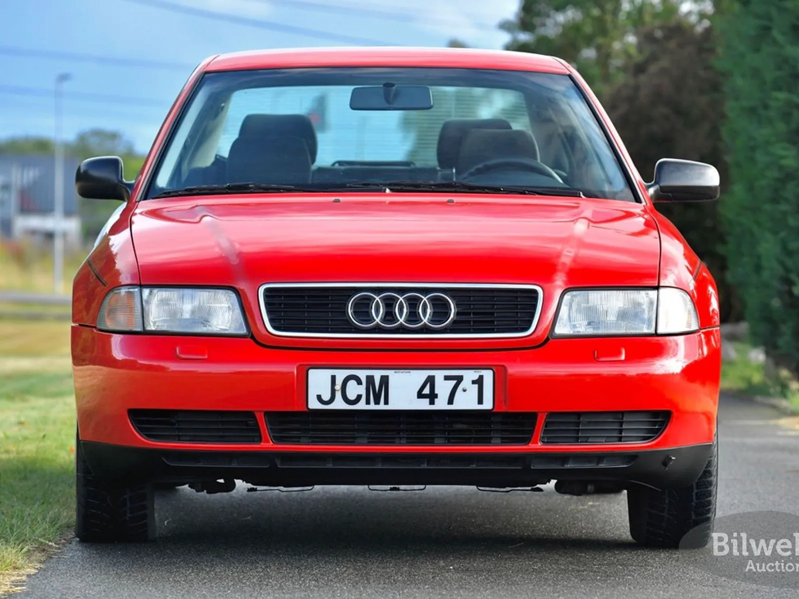 Vehicle image 11