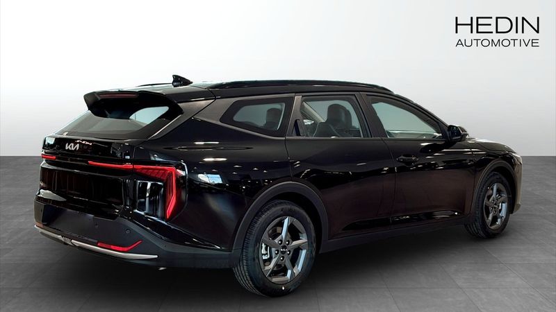 Kia K4 bild 2