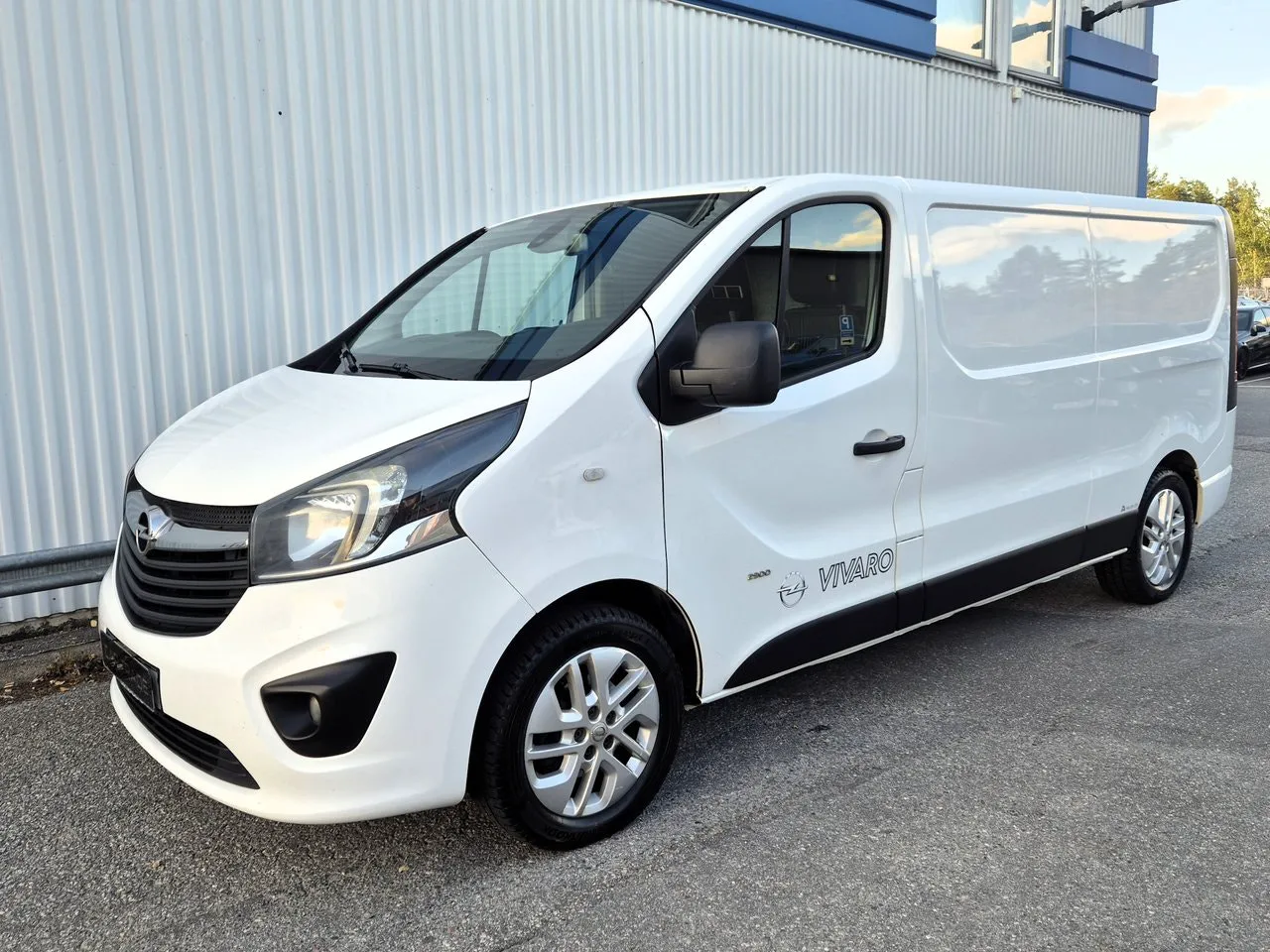 Vehicle image 1