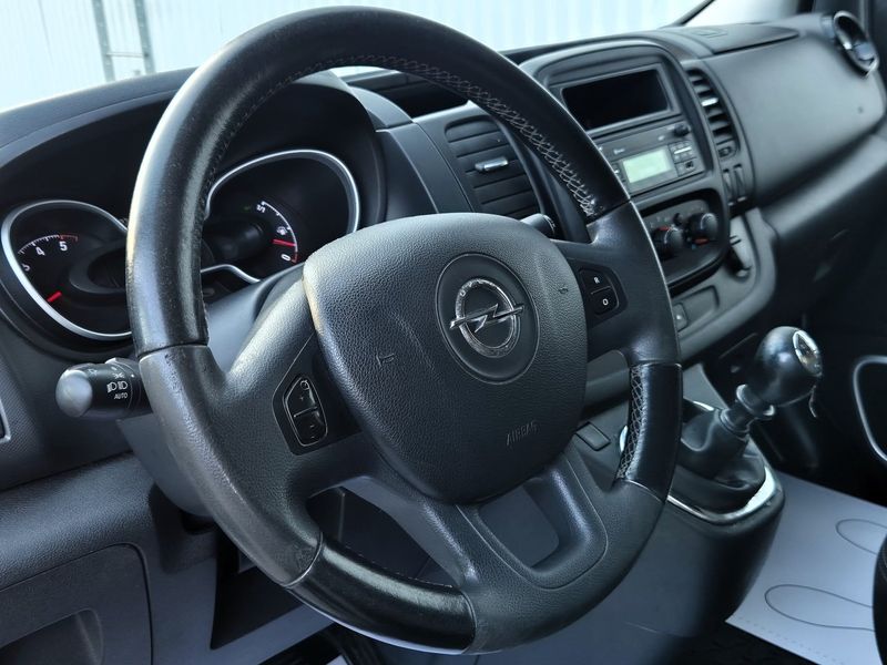 Opel Vivaro bild 16