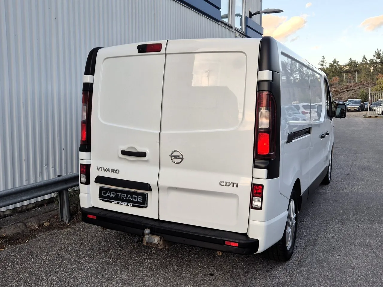 Vehicle image 7