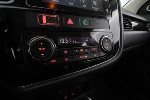 Mitsubishi Outlander bild 23