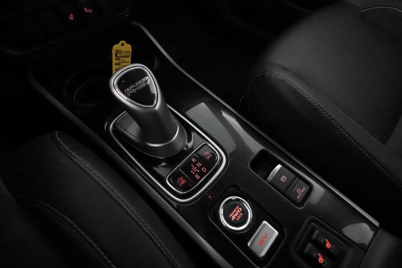 Mitsubishi Outlander bild 22
