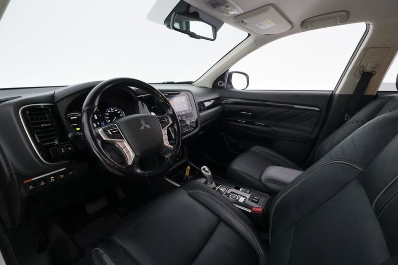 Mitsubishi Outlander bild 12