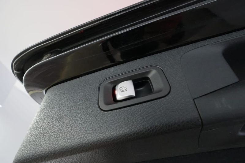 Mercedes E300 bild 9