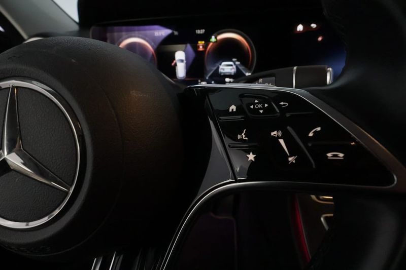 Mercedes E300 bild 19