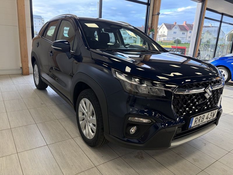 Suzuki S-CROSS bild 9