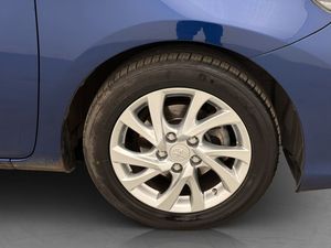 Toyota Auris bild 27