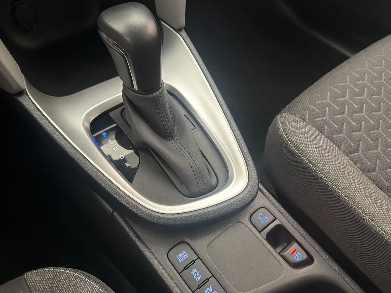 Vehicle image 21
