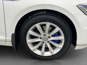 Volkswagen Passat bild 32