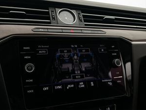 Volkswagen Passat bild 19