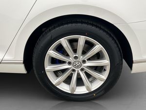 Volkswagen Passat bild 30