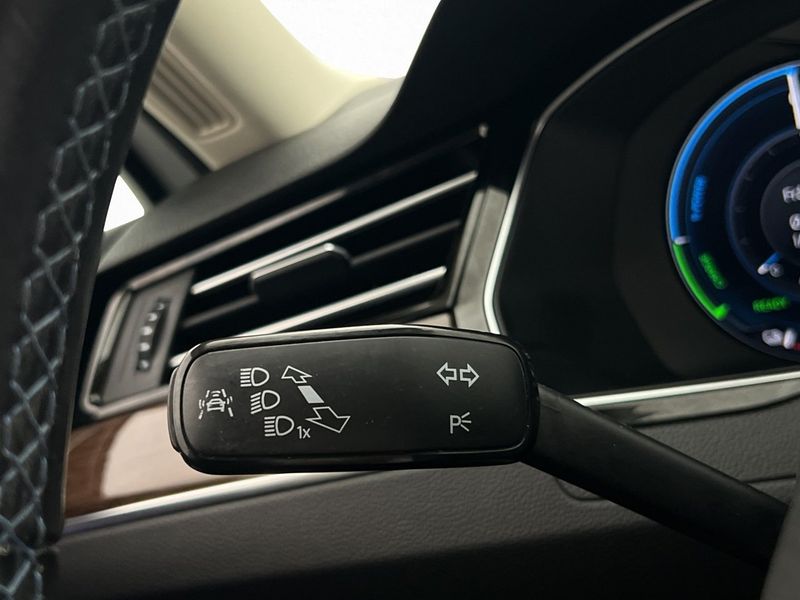 Volkswagen Passat bild 13