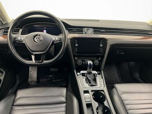 Volkswagen Passat bild 12