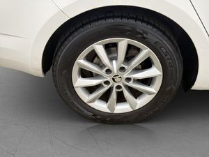 Skoda Octavia bild 24