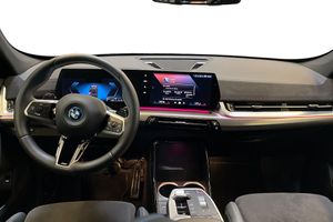 BMW X1 bild 8