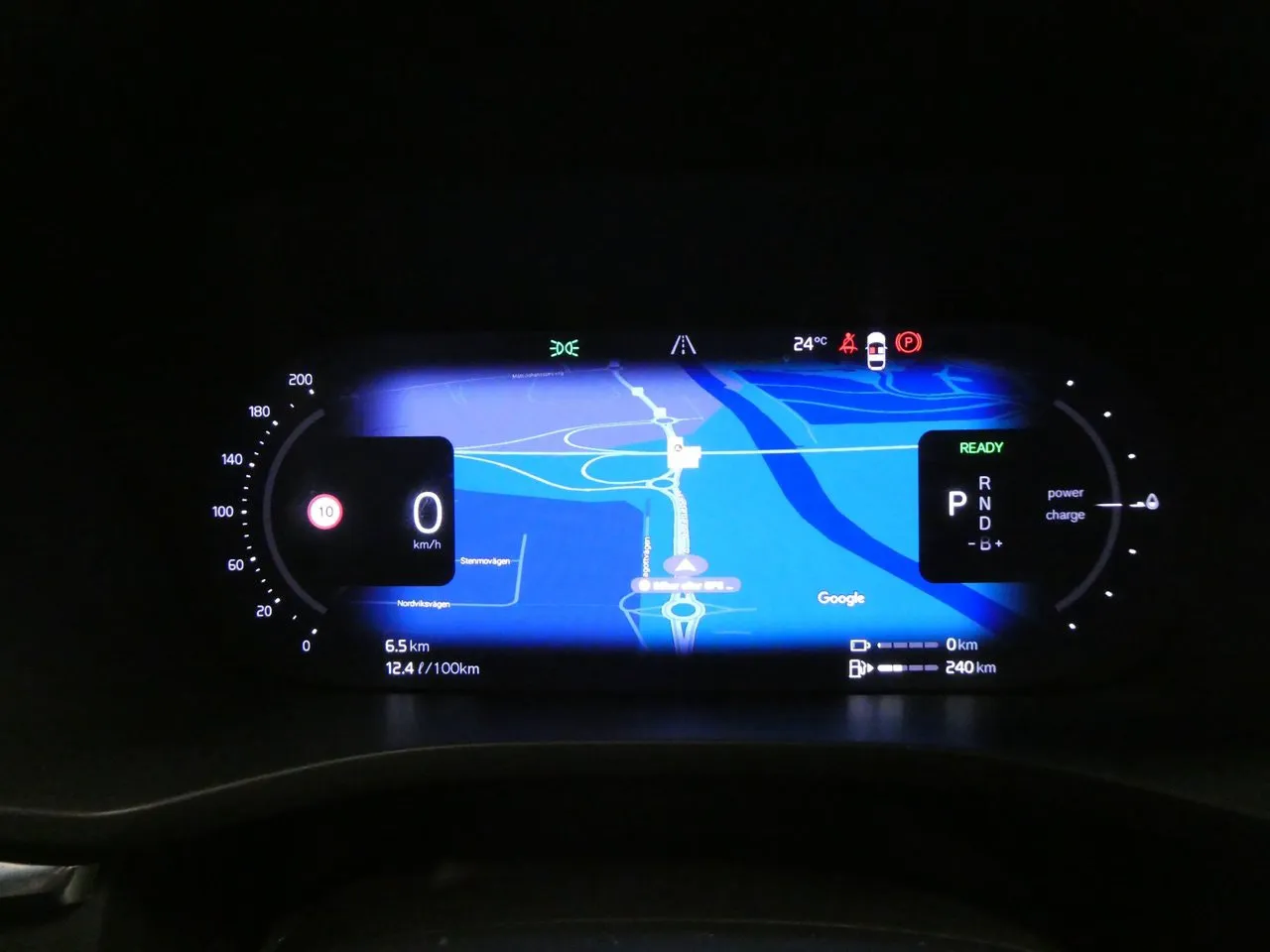 Vehicle image 18