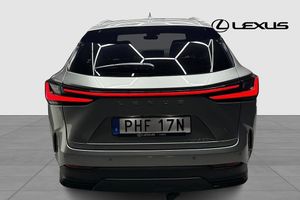 Lexus NX bild 3
