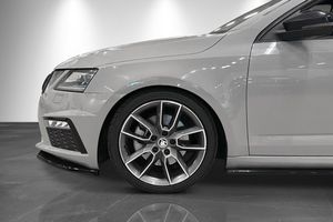 Skoda Octavia bild 2