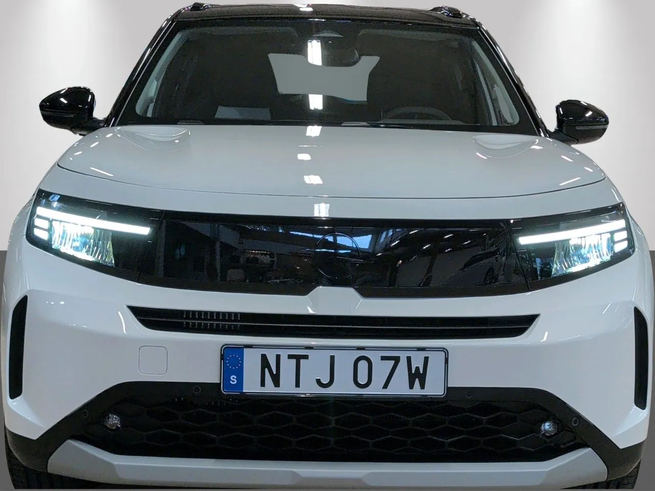 Vehicle image 21