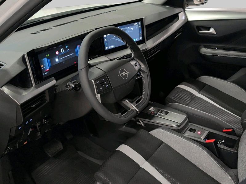 Opel Frontera bild 8