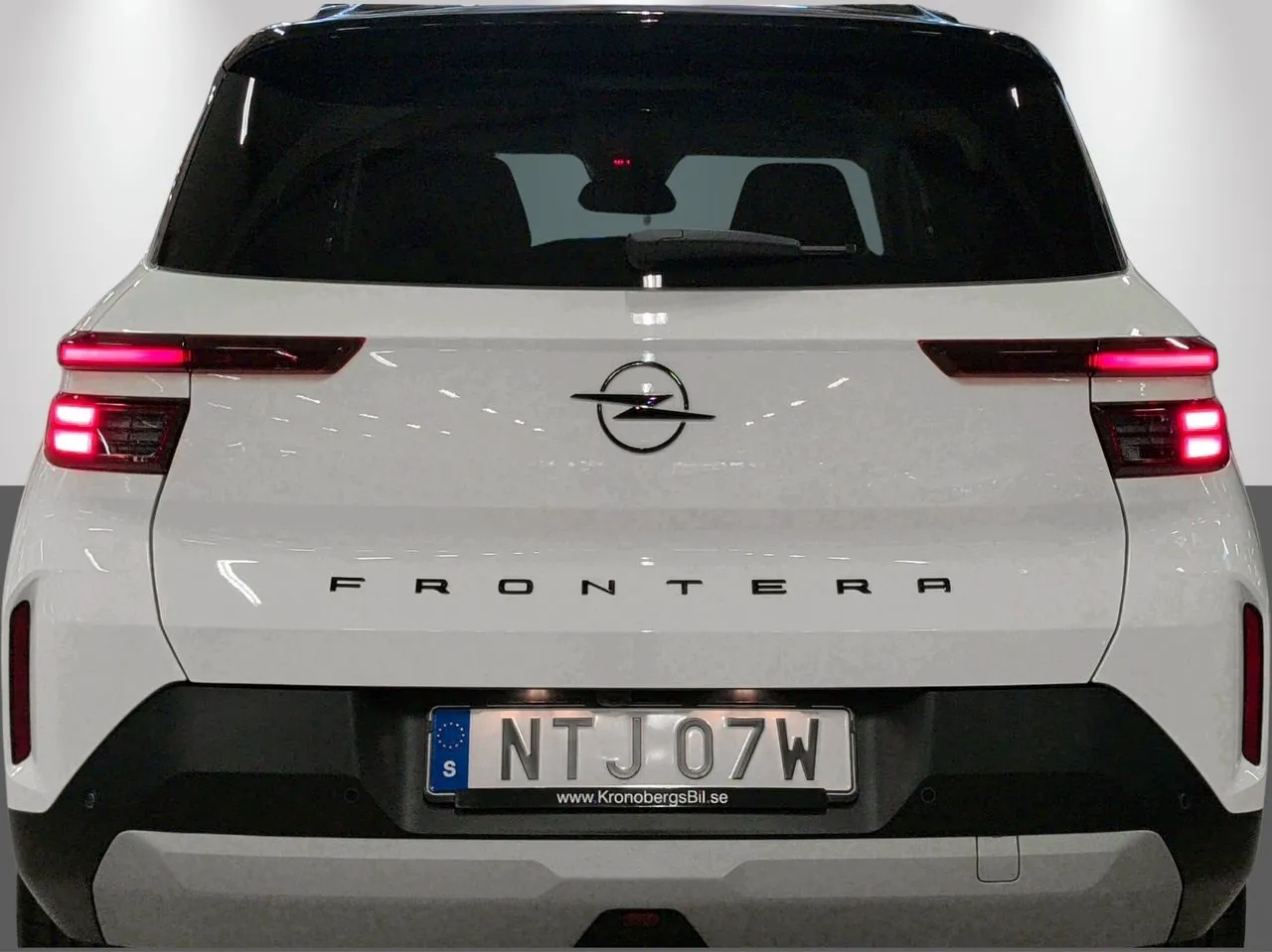 Vehicle image 22