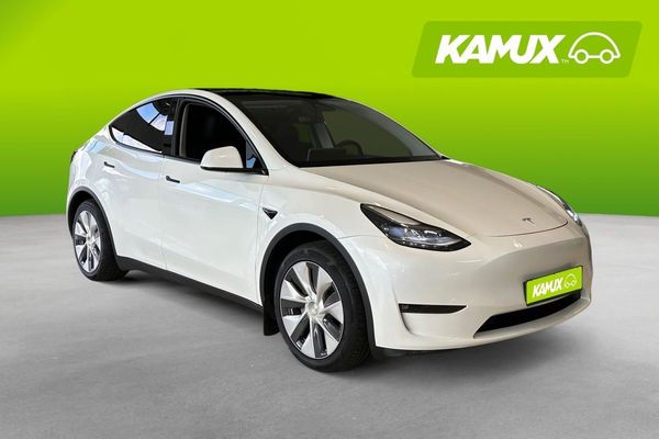 Tesla Model Y Long Range AWD Pano Läder Drag Moms 514hk - 2024
