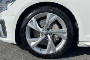 Audi A4 bild 11